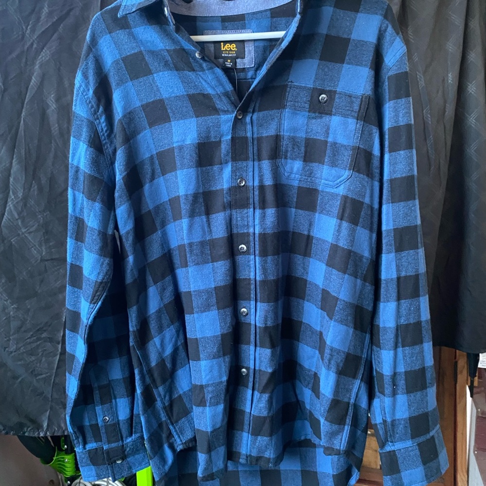 Lee Men's Black and Blue Plaid Shirt